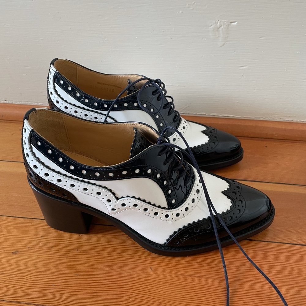 Office of Angela Scott Midheel Mrs. Doubt 🖤🤍🖤🤍